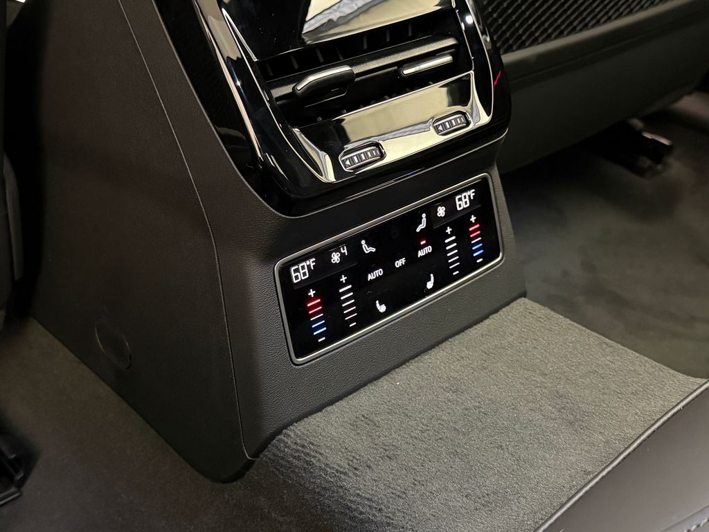 Thumbnail: 2026 Audi A6 - 23
