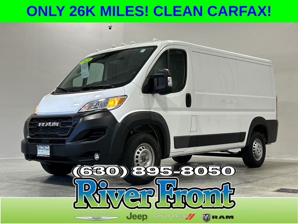 Bright White Clearcoat 2025 RAM ProMaster 2500 Tradesman 136 Low Roof Cargo Van FWD Van Front-Wheel Drive 9-Speed Automatic