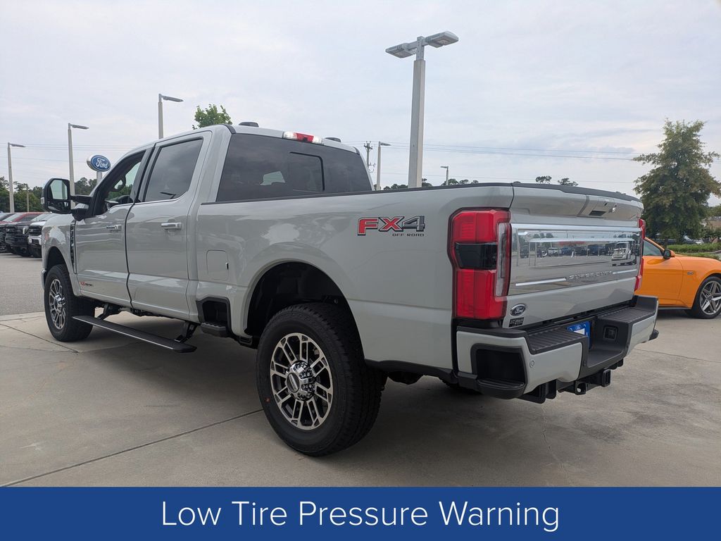 2026 Ford F-350 Super Duty Platinum