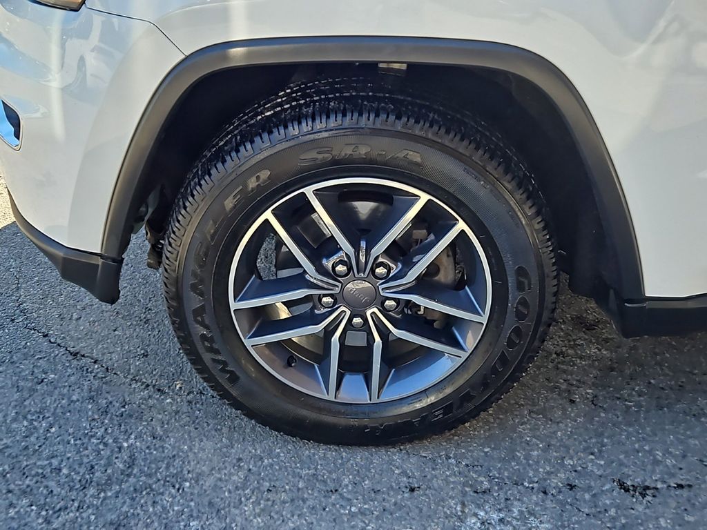 2019 Jeep Grand Cherokee Limited photo