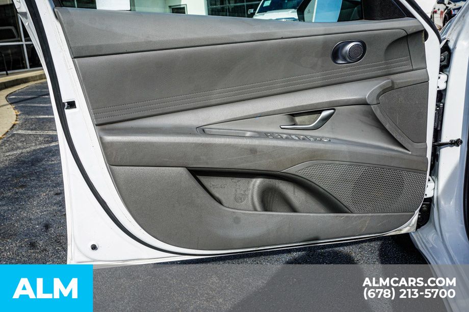 2024 Hyundai Elantra SEL - Photo 46
