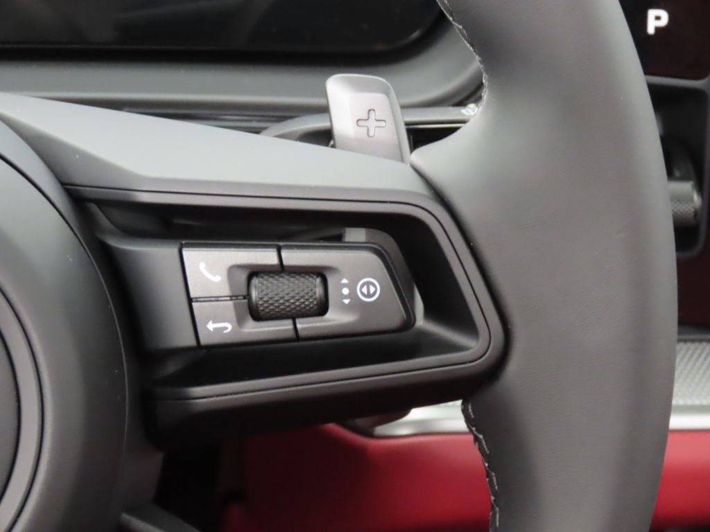 Thumbnail: 2026 Porsche Cayenne - 21