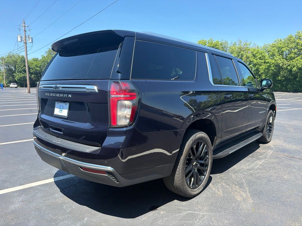 Thumbnail: 2021 Chevrolet Suburban - 5