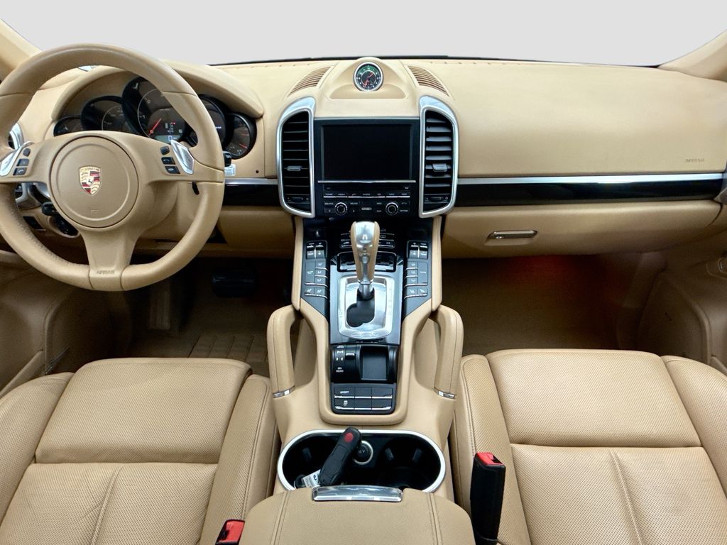 Thumbnail: 2014 Porsche Cayenne - 13