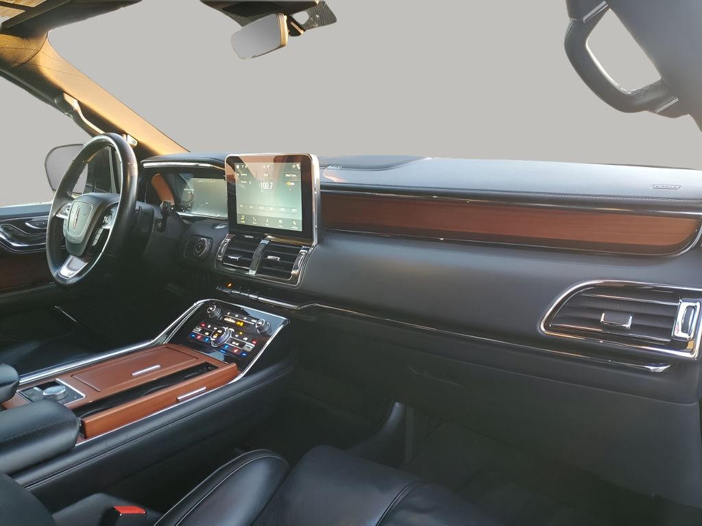 Used Car 2018 Lincoln Navigator  Reserve For Sale Under $25,000 In Austin, Texas