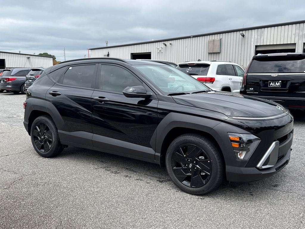 2026 Hyundai Kona SEL photo 4