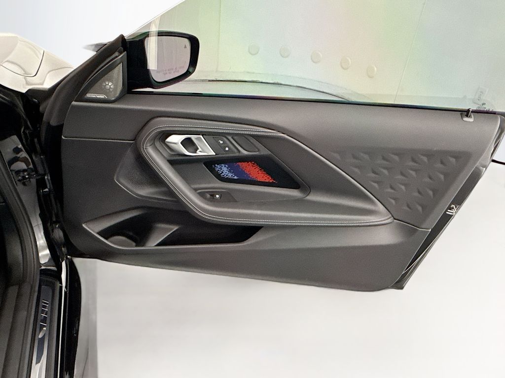 Thumbnail: 2025 BMW M2 - 24