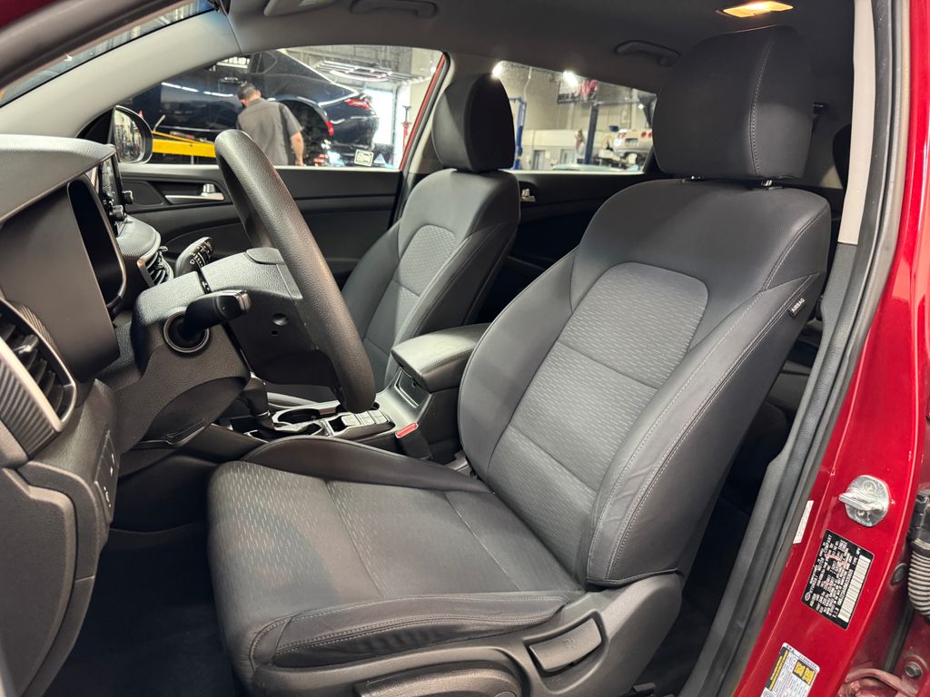 2021 Hyundai Tucson SE
