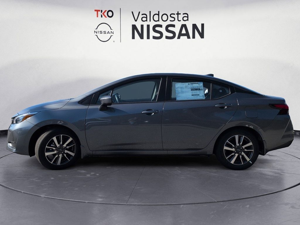 New 2025 Nissan Versa Sedan