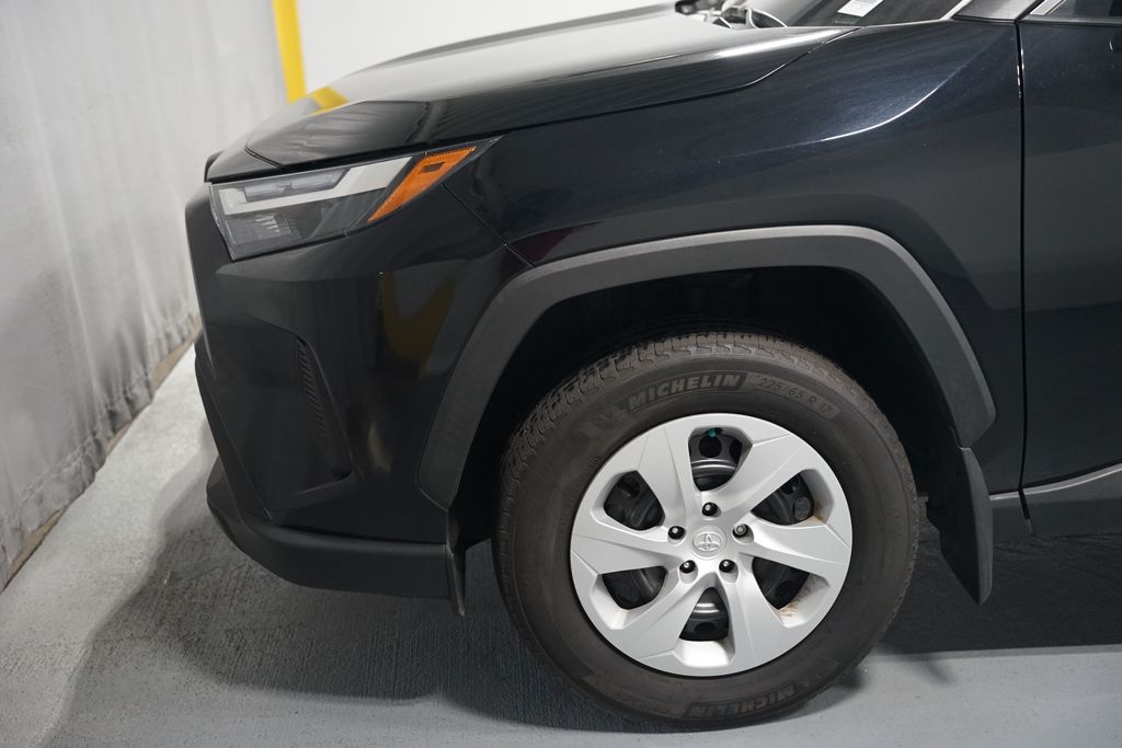 Thumbnail: 2024 Toyota RAV4 - 5