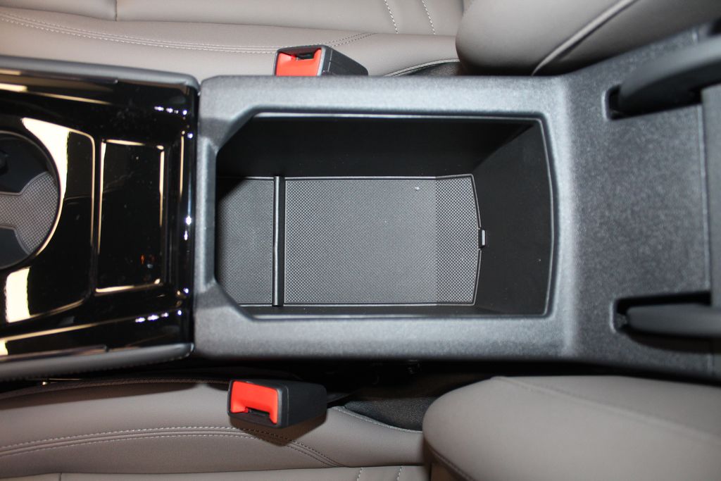 Thumbnail: 2026 Audi Q3 - 15