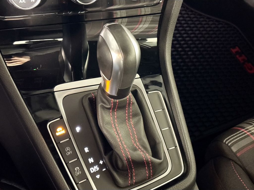 2021 Volkswagen Golf GTI 2.0T S