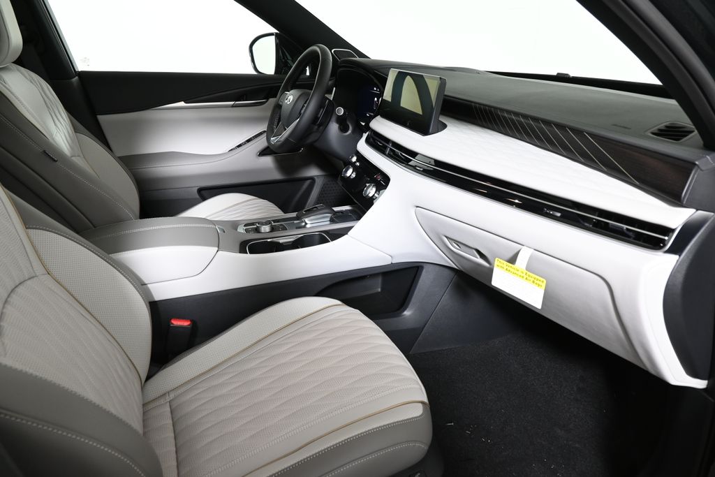 Thumbnail: 2026 INFINITI QX60 - 21