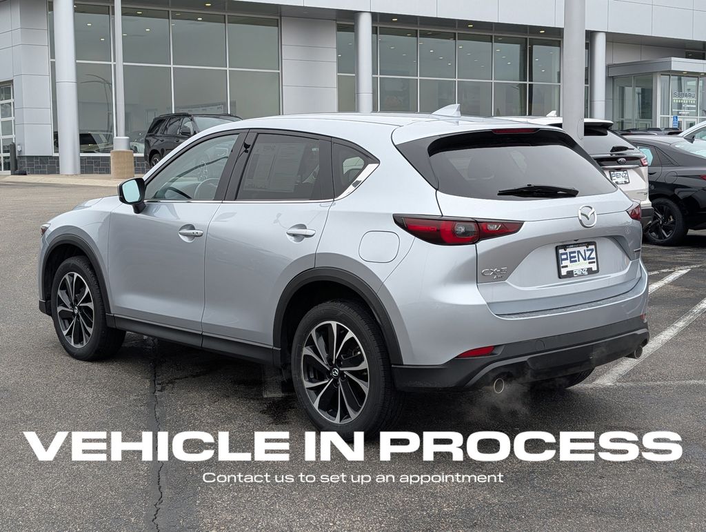 View vehicle photo 5