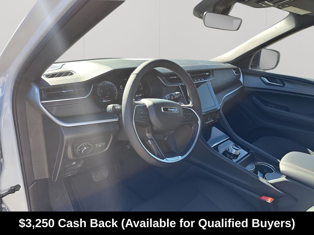 New Car 2025 Jeep Grand Cherokee  For Sale Under $40,000 In Austin, Texas