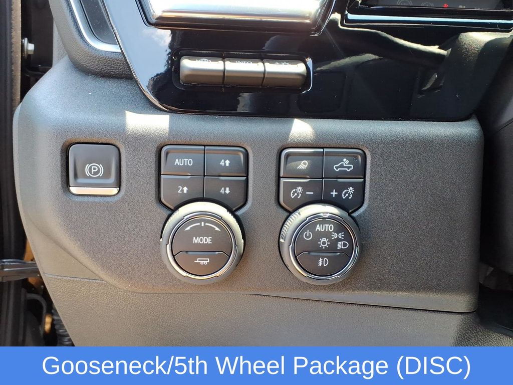 Used 2024 Black Chevrolet High Country image 15
