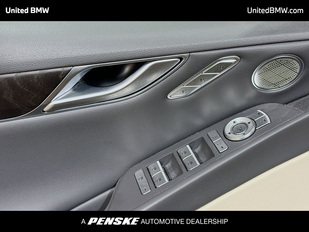 Thumbnail: 2022 Genesis G80 - 3