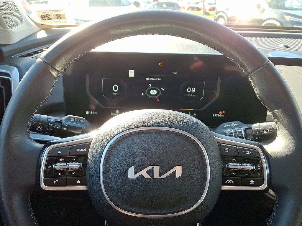 Thumbnail: 2024 Kia Sorento - 23