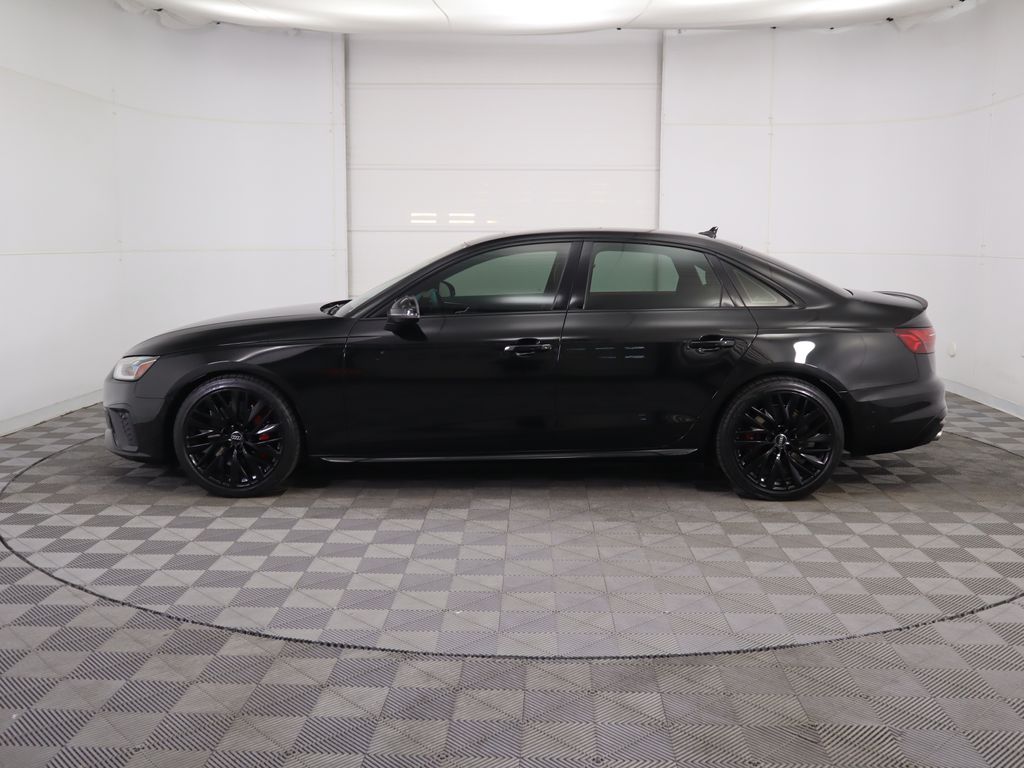 Thumbnail: 2021 Audi S4 - 8