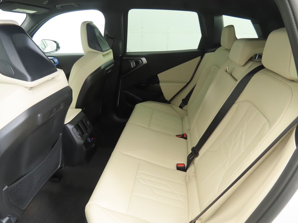 Thumbnail: 2026 BMW X3 - 22