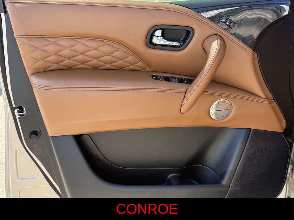 2022 INFINITI QX80 Sensory - 9