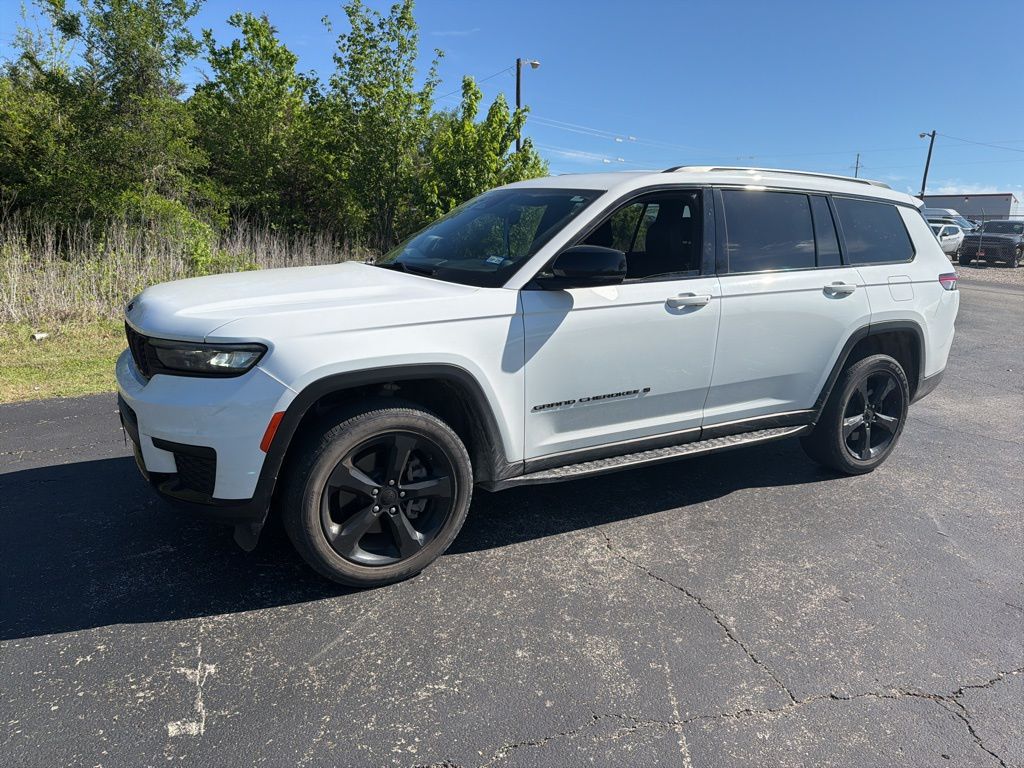 Used Car 2023 Jeep Grand Cherokee L  Altitude For Sale Under $35,000 In Taylor, Texas