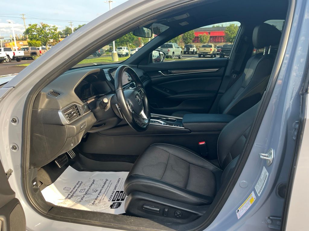 Used 2022 Honda Accord Hybrid Sedan