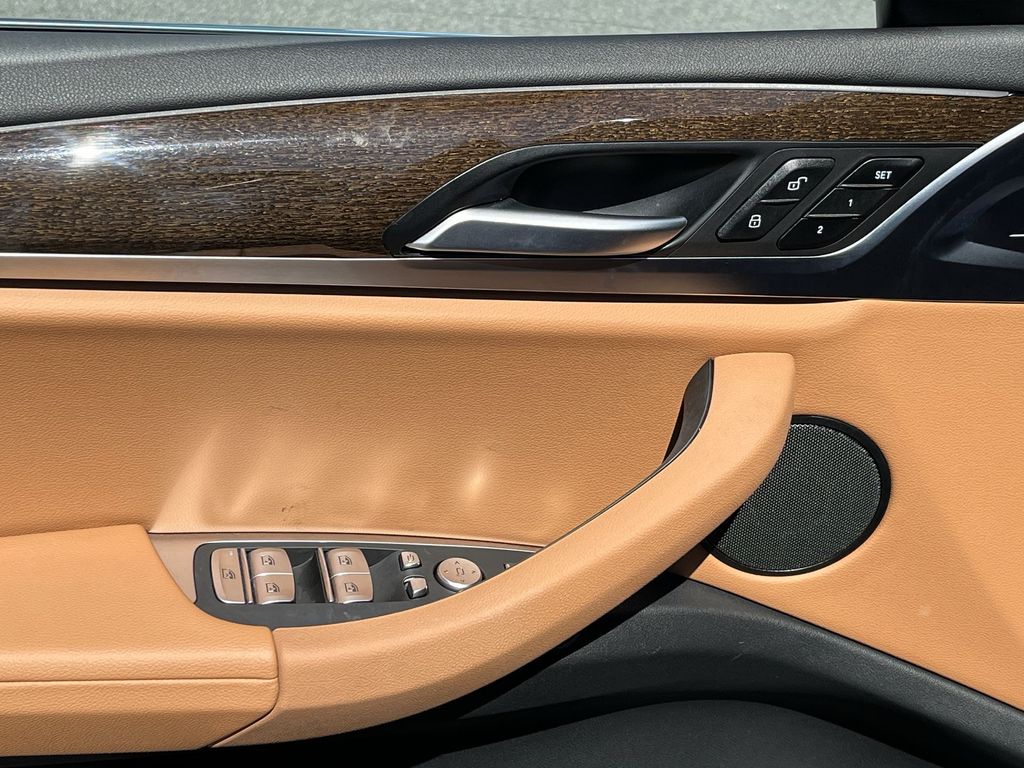 Thumbnail: 2022 BMW X3 - 13