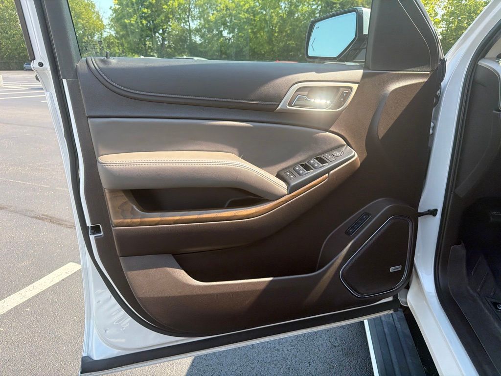 Thumbnail: 2019 GMC Yukon - 18