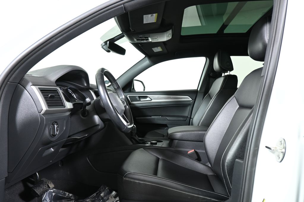 Thumbnail: 2020 Volkswagen Atlas - 3