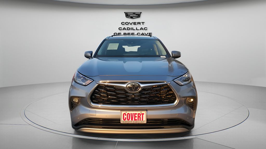 Used Car 2020 Toyota Highlander  Platinum For Sale Under $35,000 In Austin, Texas