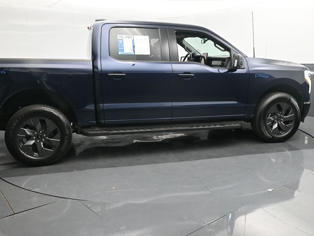 2024 Ford F-150 Lightning Flash