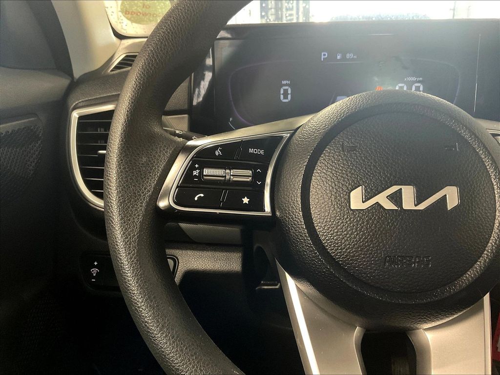 2024 Kia Seltos — photo 22