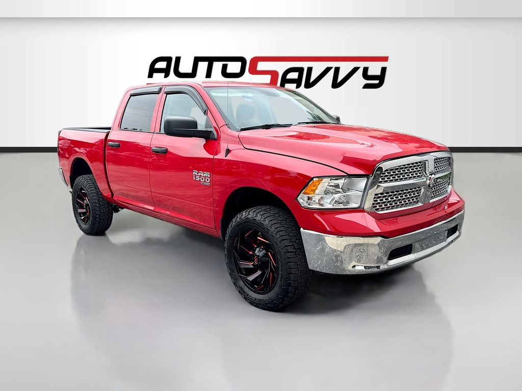 2022 RAM 1500 Classic SLT 4x4 Crew Cab 5'7's photo