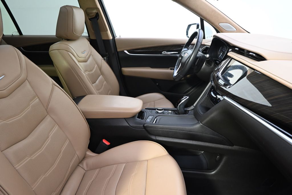 Used 2023 White Cadillac Premium Luxury image 16