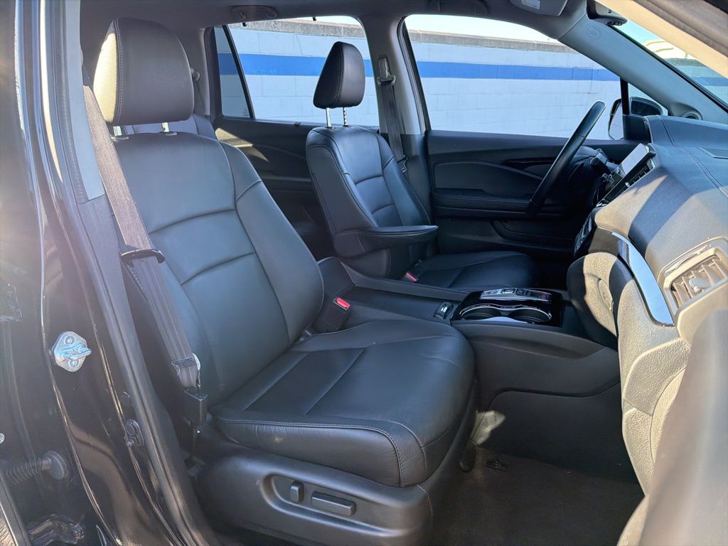 Thumbnail: 2022 Honda Pilot - 27