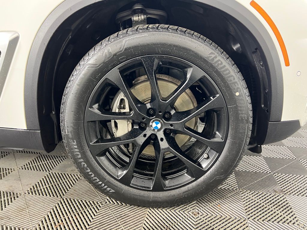 Thumbnail: 2024 BMW X5 - 30