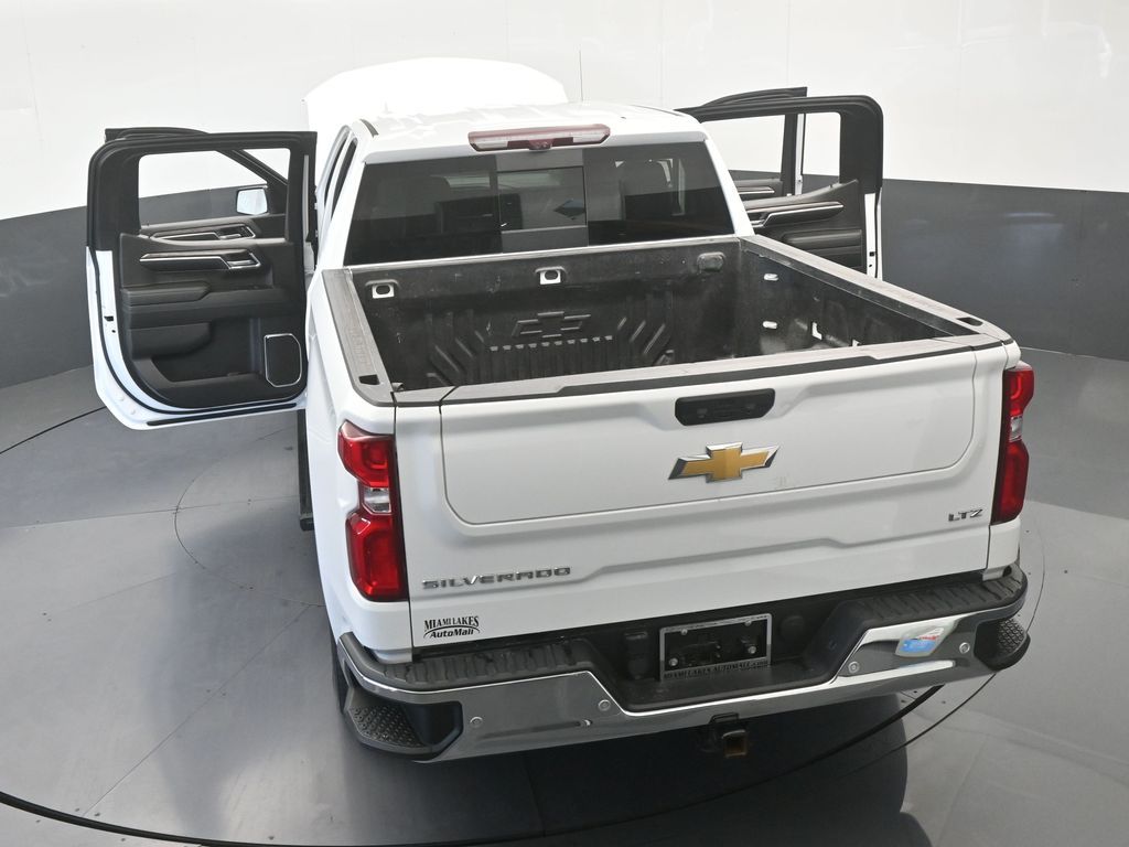 Used 2023 Summit White Chevrolet LTZ image 89