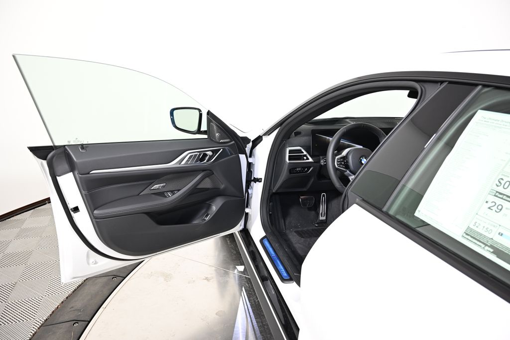 Thumbnail: 2026 BMW 4 Series - 21