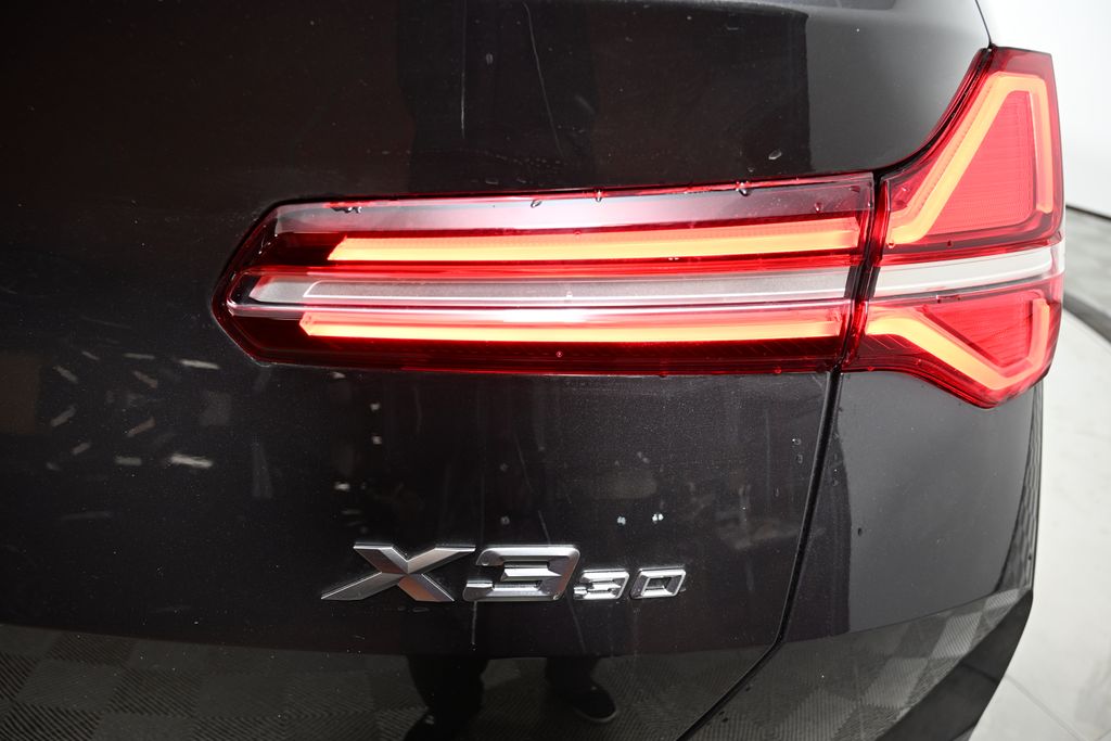 Thumbnail: 2026 BMW X3 - 11