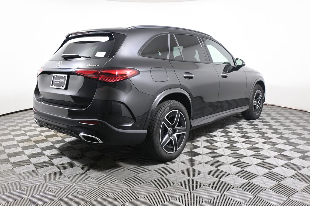 Thumbnail: 2026 Mercedes-Benz GLC - 7