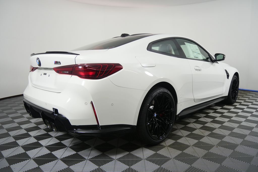 Thumbnail: 2026 BMW M4 - 3