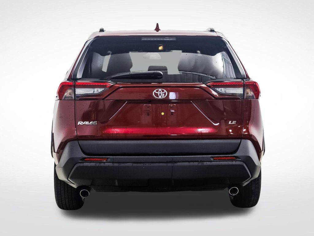 Thumbnail: 2021 Toyota RAV4 - 4