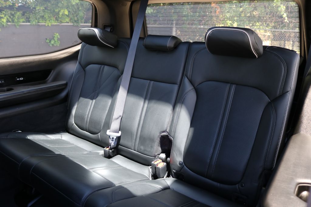 Used Car 2022 Jeep Grand Wagoneer  Series Ii For Sale Under $60,000 In Austin, Texas