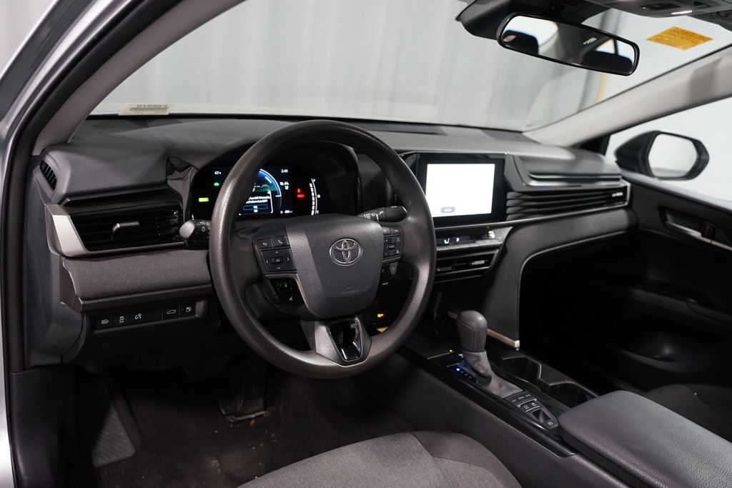 Thumbnail: 2025 Toyota Camry - 7