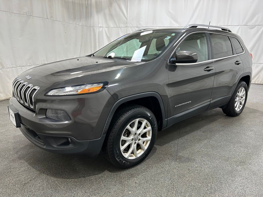 2017 Jeep Cherokee Latitude photo 3