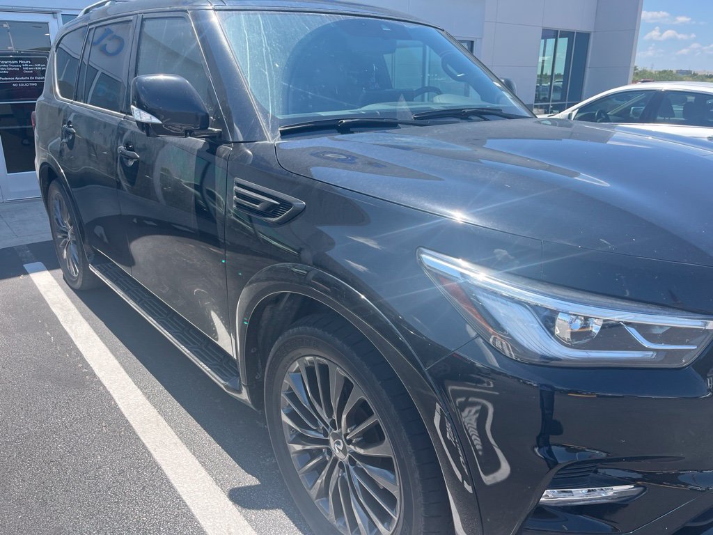 Thumbnail: 2023 INFINITI QX80 - 3