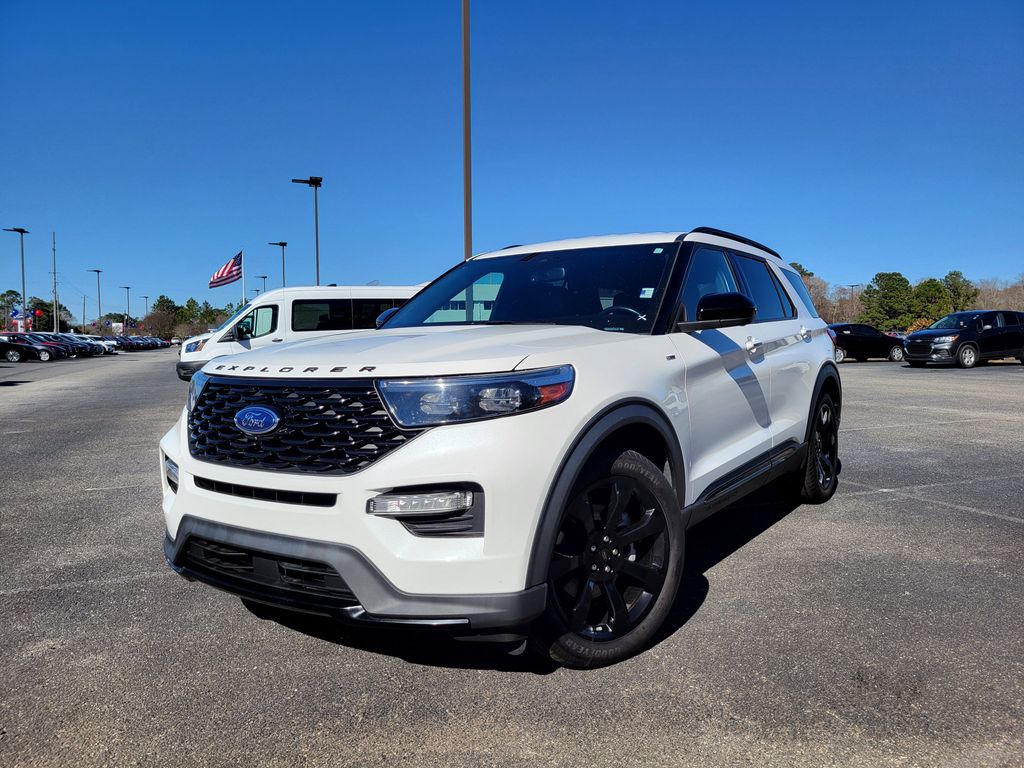 2023 Ford Explorer ST-Line RWD