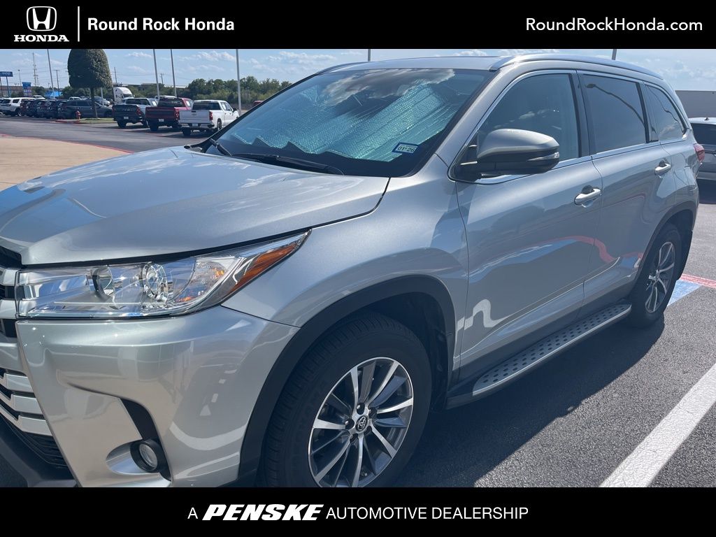 Thumbnail: 2019 Toyota Highlander - 1
