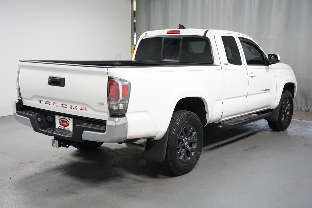 Thumbnail: 2022 Toyota Tacoma - 8